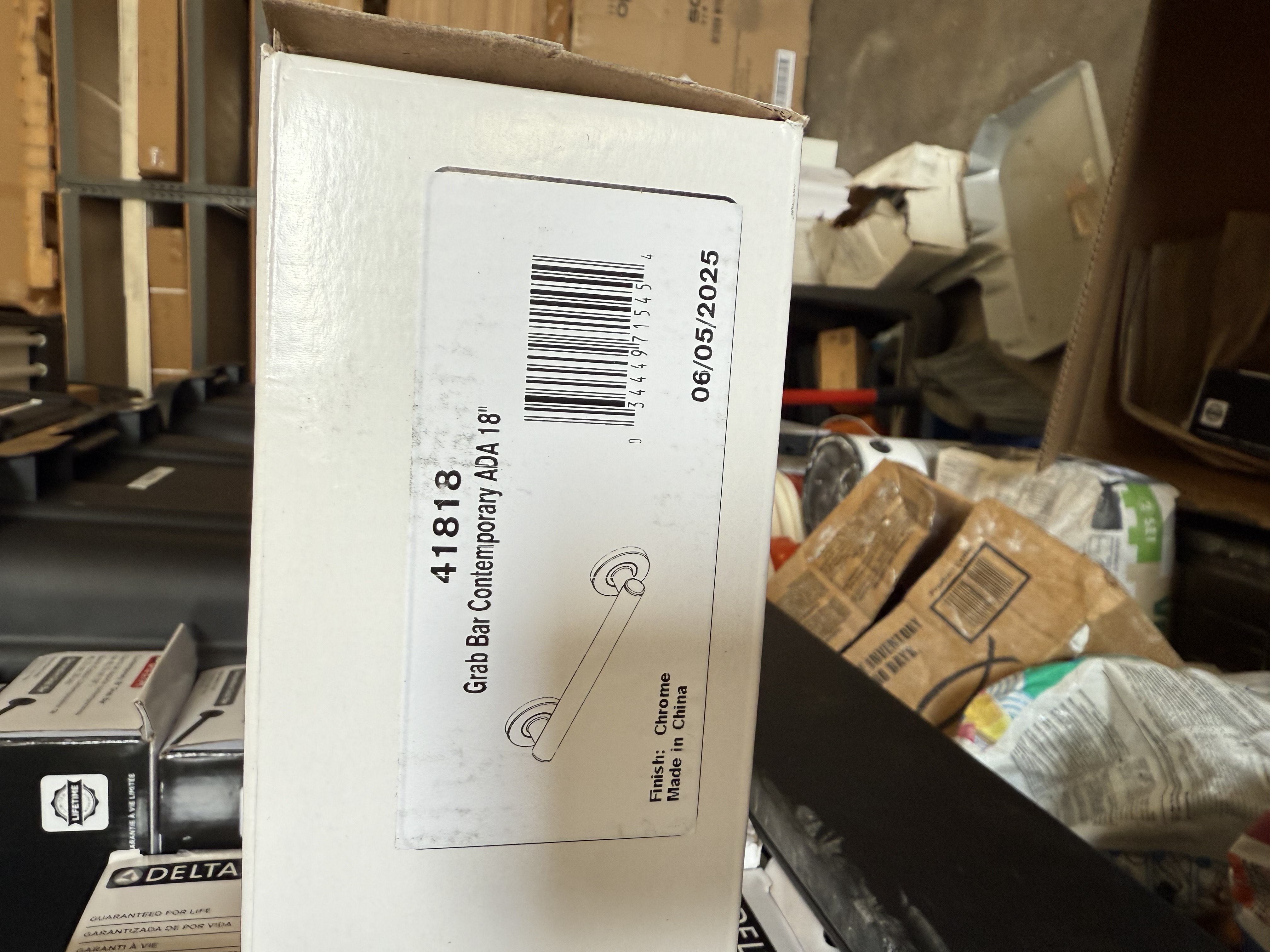 Image 18” Grab Bar in Chrome